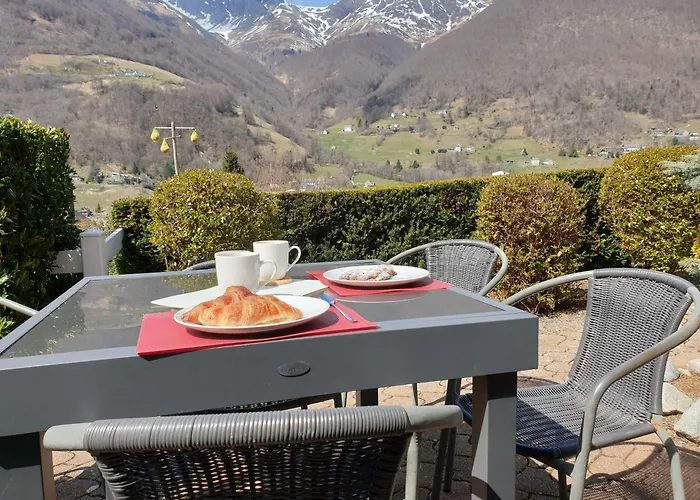 Des Trois Ours * Котре