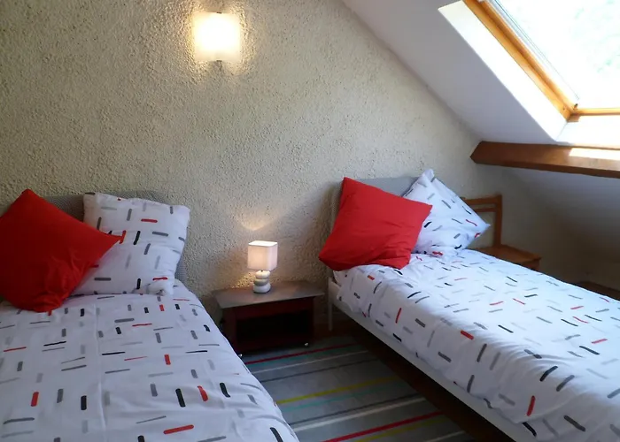 Des Trois Ours Дом отдыха Котре